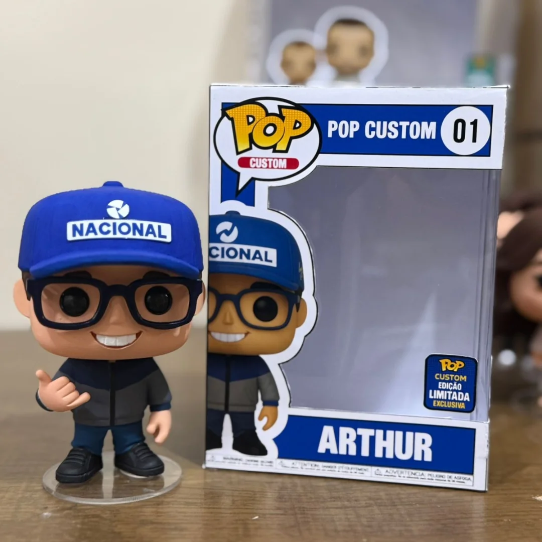 Funko personalizado com boné